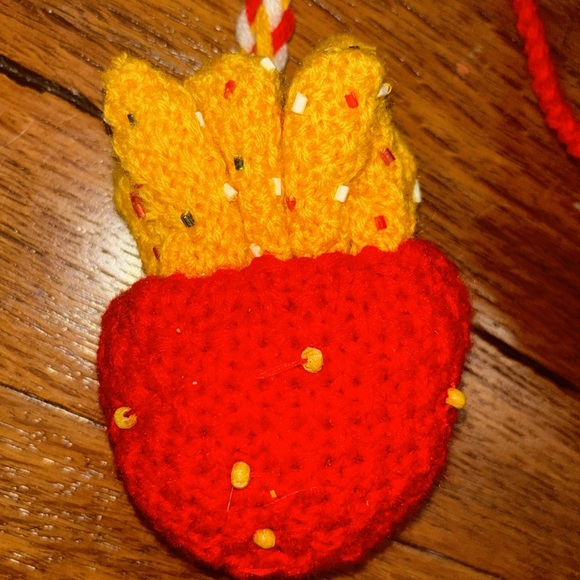 Cheeseburger and fries Christmas ornament - Picture 6 of 10